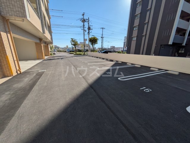 20/25 駐車場