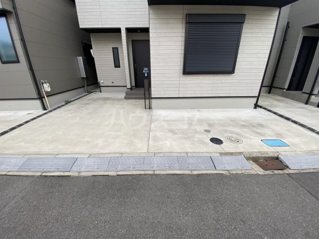 21/30 駐車場