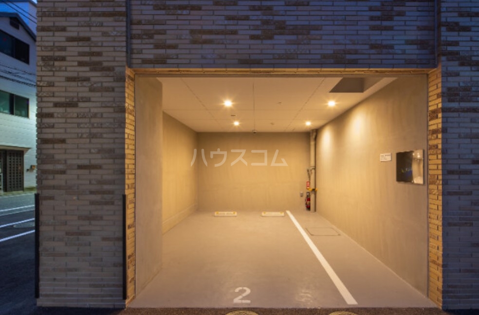 22/29 駐車場