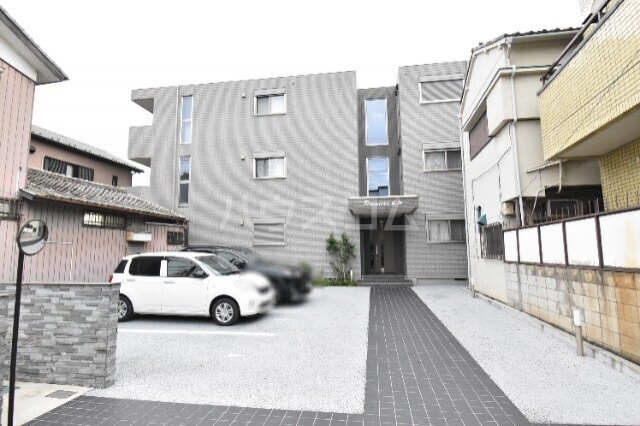 20/30 駐車場