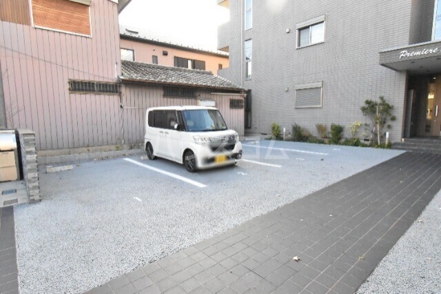 21/30 駐車場