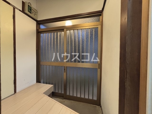 13/30 玄関