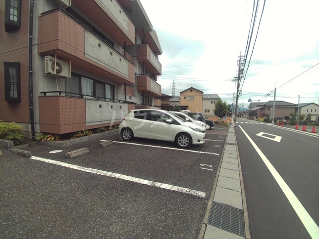 3/8 駐車場