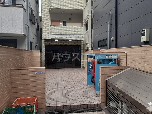 3/8 エントランス