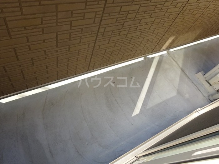 13/22 バルコニー