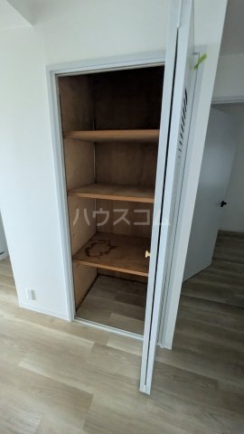 13/30 収納