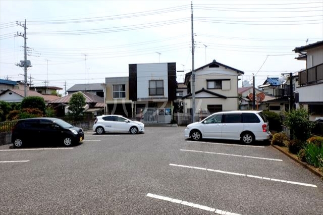14/21 駐車場