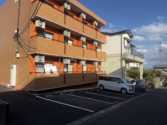 2/10 駐車場