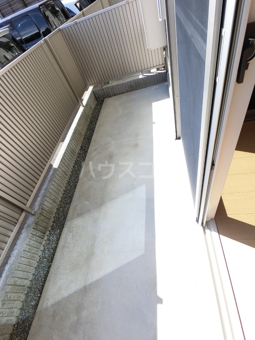 13/21 バルコニー