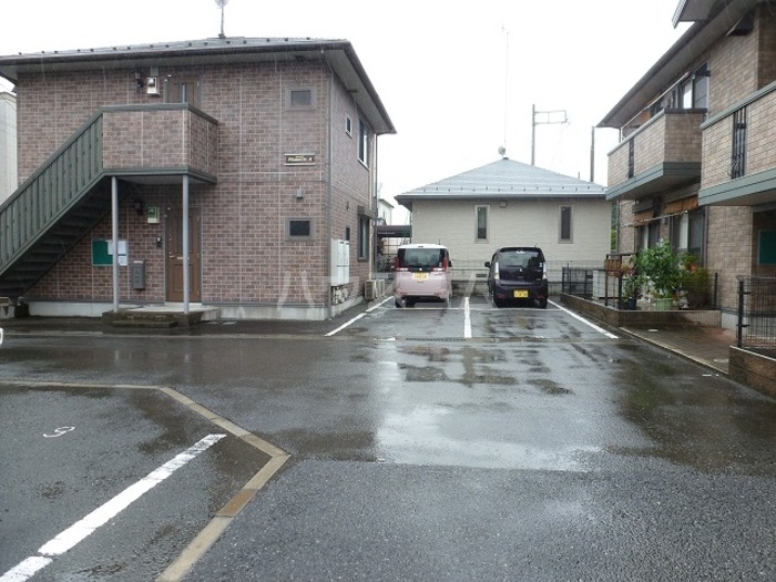 15/25 駐車場