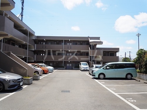 19/27 駐車場