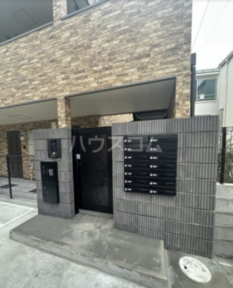 16/24 エントランス