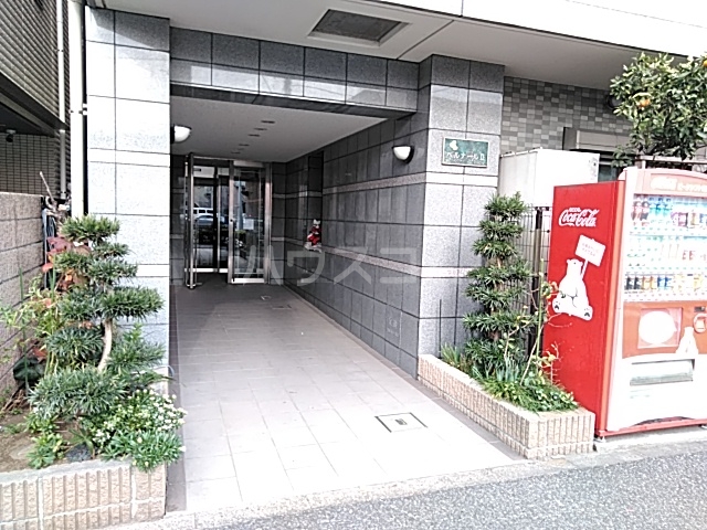 29/30 エントランス