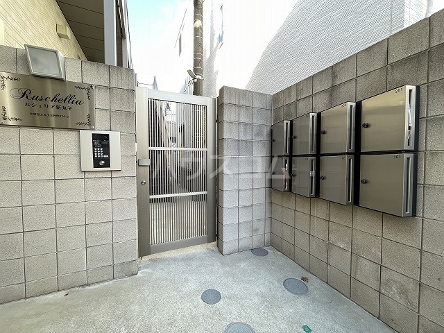 21/24 エントランス