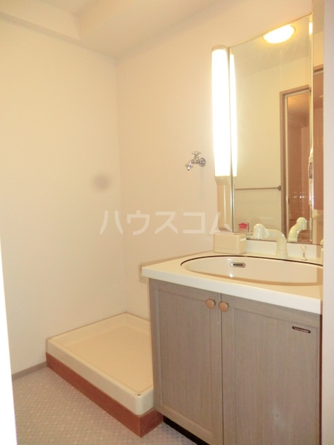 14/21 洗面