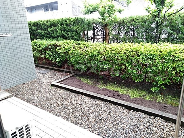 19/30 バルコニー