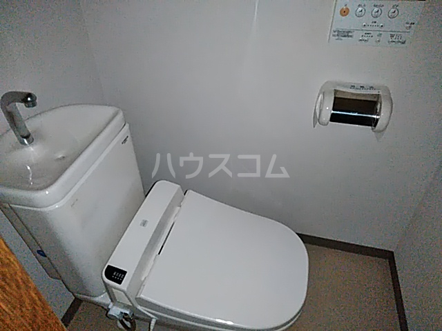 16/30 トイレ