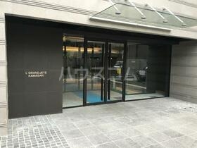 19/28 エントランス