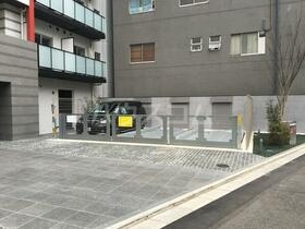 20/28 駐車場
