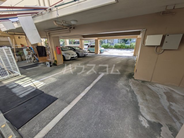 3/7 駐車場