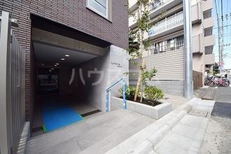 15/25 エントランス
