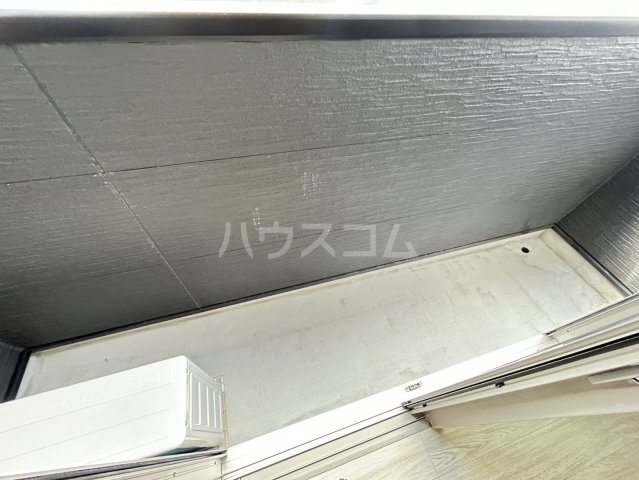 17/23 バルコニー