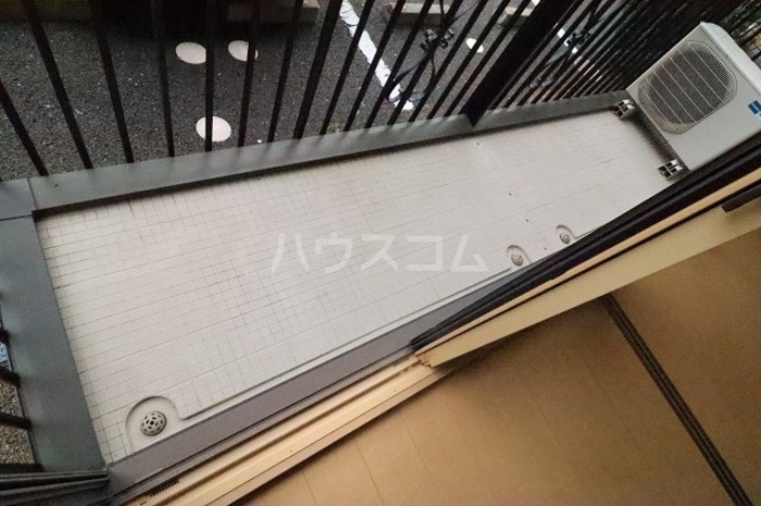 13/22 バルコニー