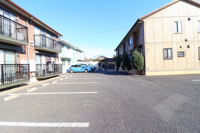 19/22 駐車場