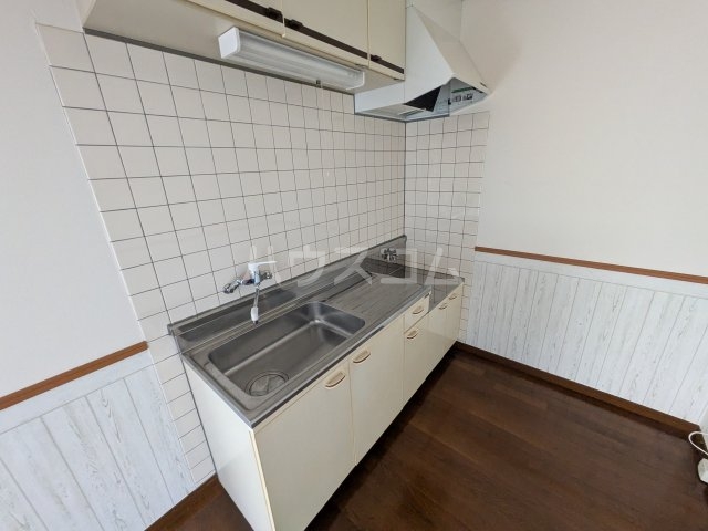14/30 キッチン
