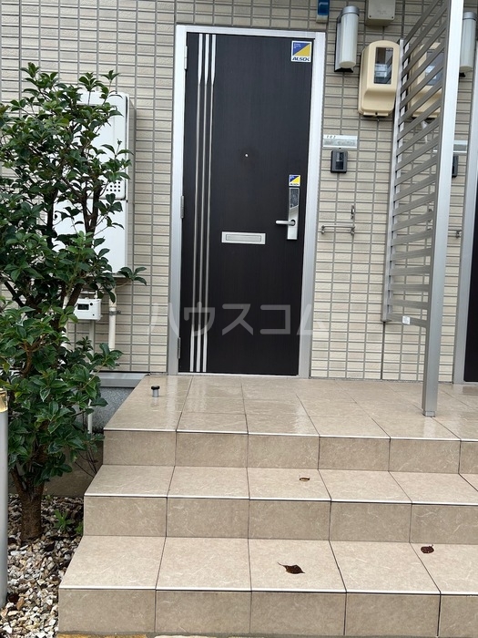 2/10 エントランス