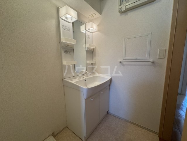 17/27 洗面