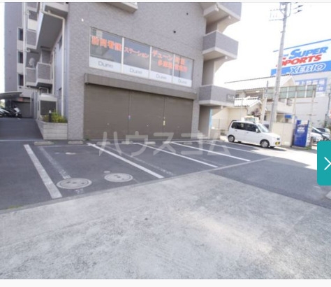 5/5 駐車場