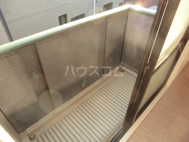 17/30 バルコニー