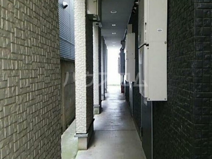 16/25 エントランス