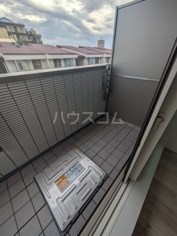 20/30 バルコニー