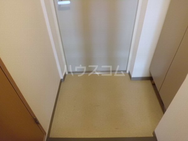 14/30 玄関
