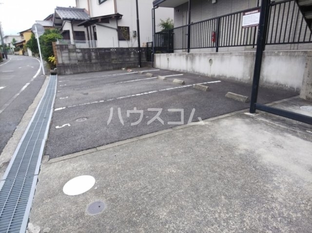 17/22 駐車場
