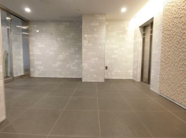 2/3 エントランス