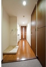 14/23 エントランス