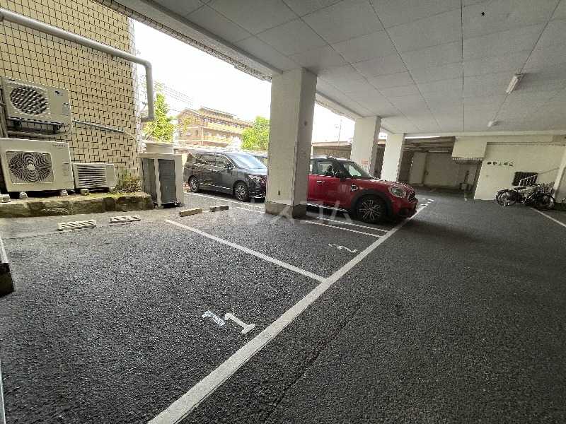 24/30 駐車場