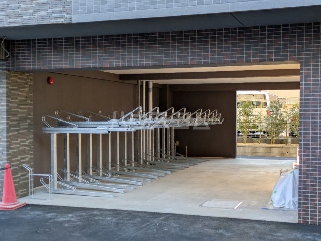 20/30 駐車場