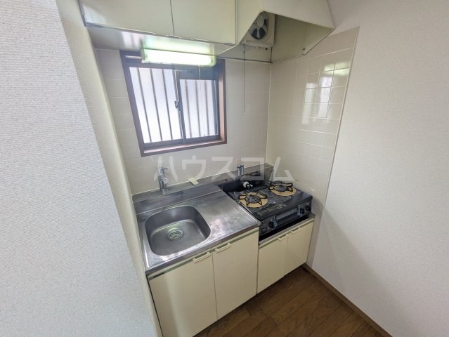 13/30 キッチン