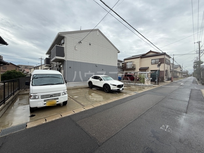 21/30 駐車場