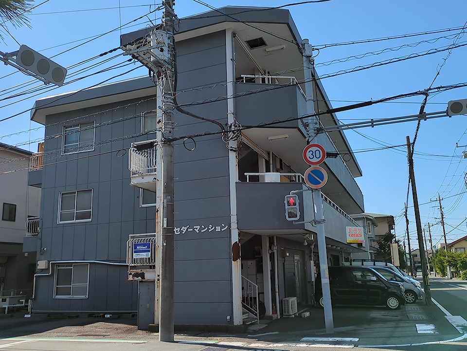 2/5 駐車場