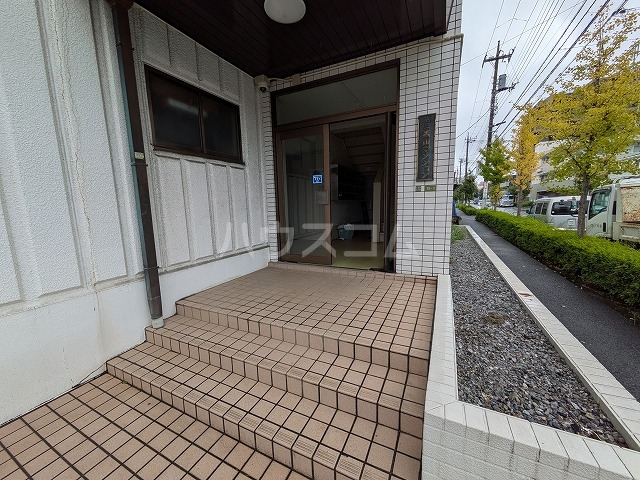 29/30 エントランス