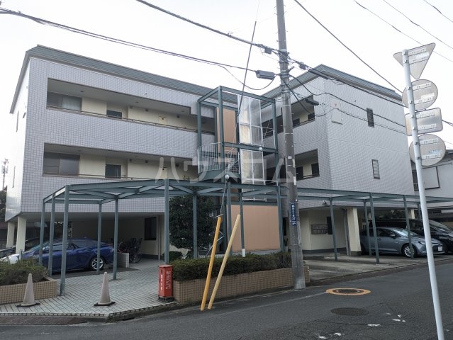 2/4 外観