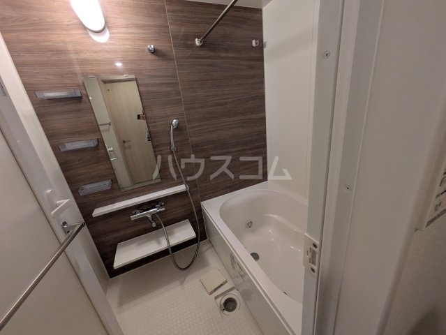 14/30 浴室