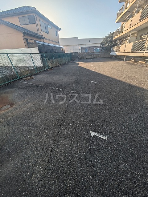 3/4 駐車場