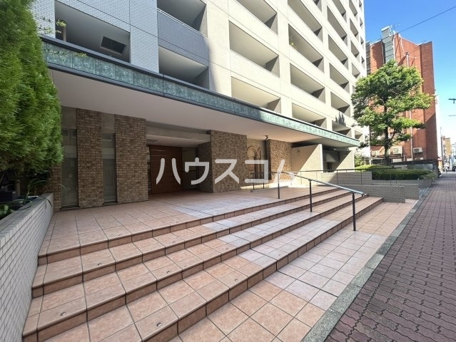 20/29 エントランス