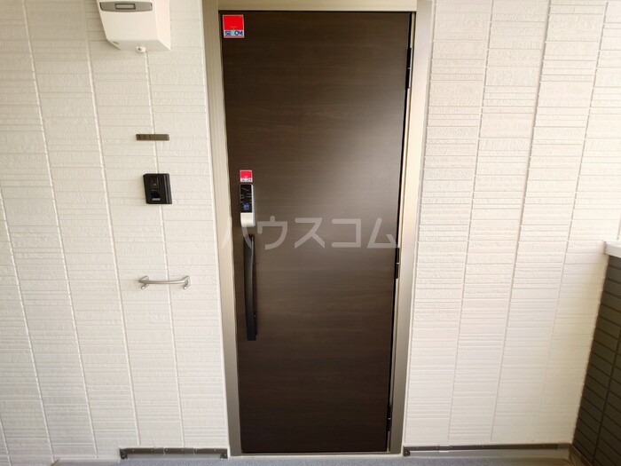 13/30 玄関